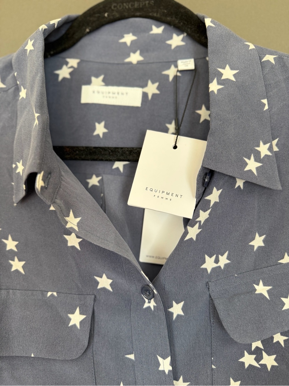 Equipment women’s Blue Star Print Button-Up Shirt